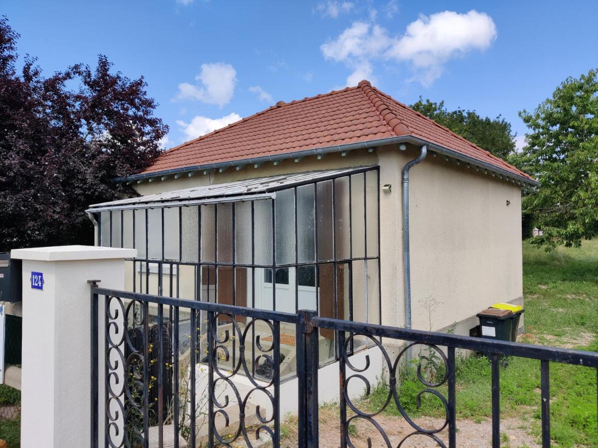 Studio Spacieux Tout Equipe Avec Jardin Varennes-Vauzelles Eksteriør bilde